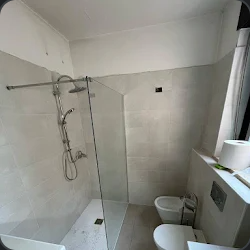 Foto cliente trasformazione vasca in doccia - Claudia Di Mauro